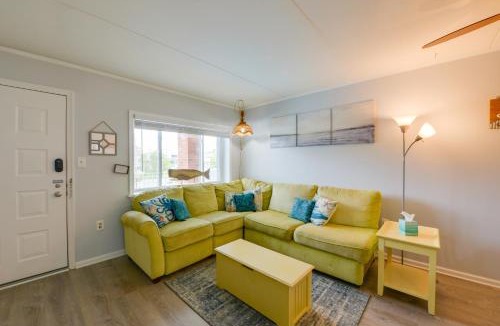 Admiral Estates House | Bright Condo Half-Block to Cape May Beach!
