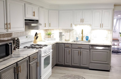 Bayview Apartment | Bright & Cozy Private John's Hopkins Studio Apartment