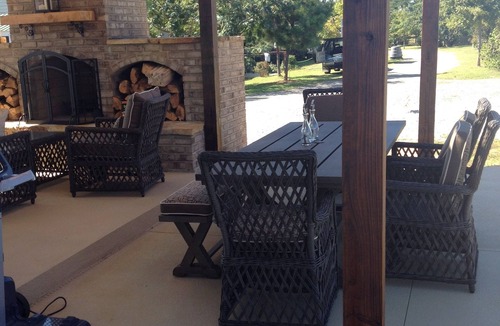 Aiken House | BRING YOUR HORSES! PRIVATE FARM. SALT POOL! PERFECT FOR COUPLES, MASTERS PETS OK