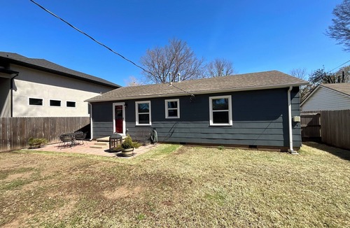 Tulsa House | Brookside Bungalow : Your 2-Bedroom Sanctuary in Tulsa’s Favorite Neighborhood