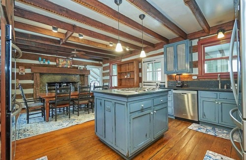 Millville House | Buckskin Manor - Historic, Pool, 66 Acre Vineyard
