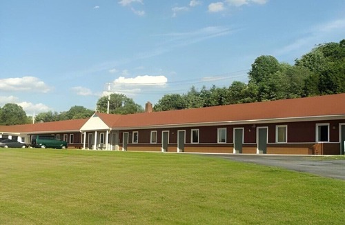 Mount Airy Hotel | Budget Inn