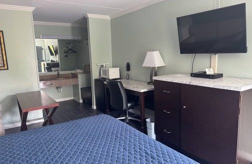 Thornhill Hotel | Budget Inn