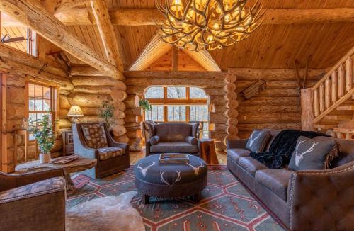 West Jefferson House | Buffalo Creek Lodge