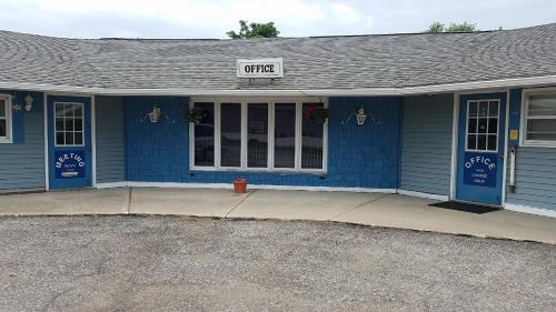Algona Hotel | Burr Oak Motel