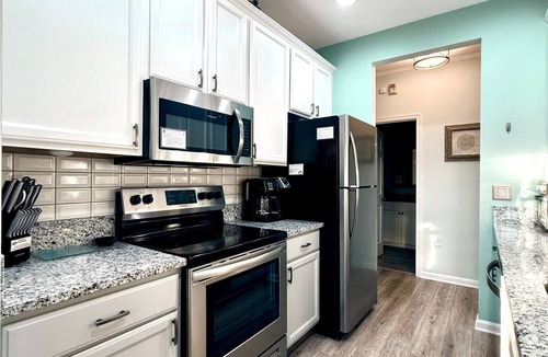 Villages of Five Points Condo | CABANA BEACH CONDO - 1ST FLR - SMALL DOG FRIENDLY - POOLS, TENNIS, TRAILS & MORE