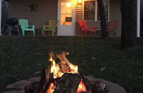Manchester Cabin | Cabin #1 - Lake’s End Cabin Resort - relaxing family atmosphere!