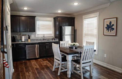 Muscle Shoals Cabin | Cabin C by the Pond - King Bed - Swimming Pool