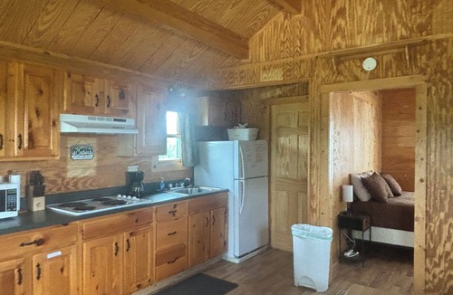 Columbia Cabin | Cabin close to Lake Rathbun #6