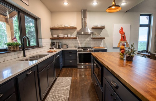 Lead Cabin | Cabin · Hot Tub · Arcade · Black Hills Views