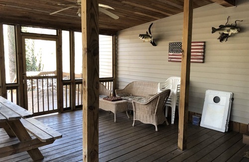Guntersville House | Cabin in the Cove - Boathouse - Dog Friendly