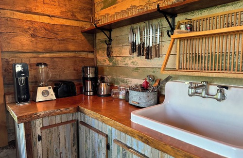 Alden Cabin | Cabin on the Prairie