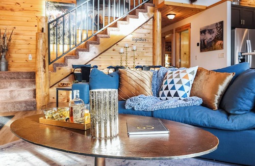 Lead House | Camp Gold 4-season Luxury Cabin at Terry Peak, SD, Camp Gold Black HIlls