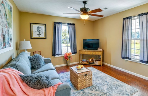 Mount Sherman House | Campbellsville Haven on 63-Acre Farm!