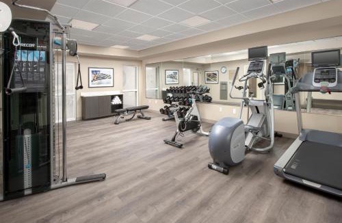 Alexandria West Hotel | Candlewood Suites Alexandria West by IHG