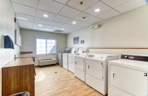 New Bern Hotel | Candlewood Suites New Bern by IHG