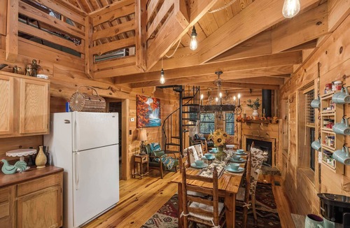 Mentone House | Canopy Woods 2 Beautiful Homes 5 Acres