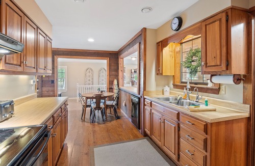Cullman House | Carols Cottage - Double decker dock! Popular location!