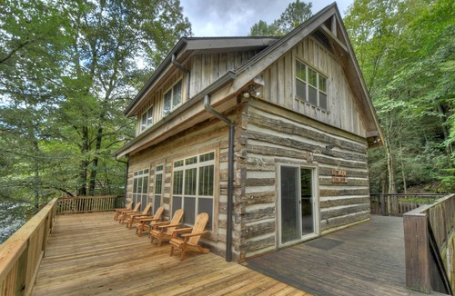 Ellijay Cabin | Cartecay Hideaway - Real log cabin on loud rapids