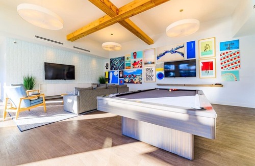 Museum District Apartment | Carytown Stay with *Pool and Gym*