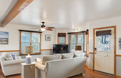 Ocean Sands House | Casa Mare: Oceanside with a private pool and a short walk to the beach.
