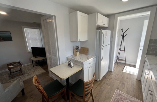 North End Apartment | Catch the Sunset at Bayside