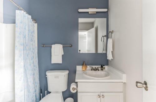 Westover Apartment | CB 3516-301 Modern Fayetteville Charm