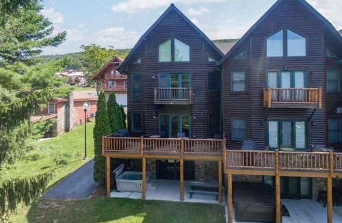 McHenry House | Cedar Shores Villa #06 by Railey Vacations