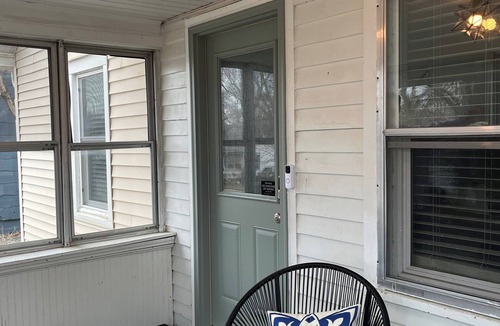 Aksarben - Elmwood Park House | Cedar Street Retreat - Heart of Aksarben!