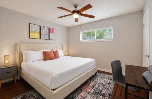 Cherrywood Apartment | Central Quaint 1BR King Suites Close to UT, Moody Center, & DT