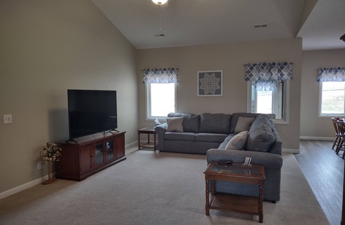 Louisville House | Centrally located between Omaha and Lincoln in a quiet community.
