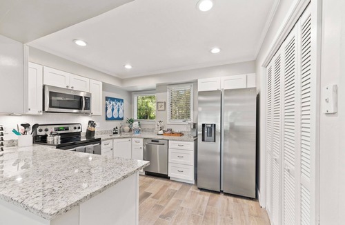 Kiawah Island Villa | Centrally Located 2BR/2Bath Villa in Kiawah Island, SC - 5 min from the Beach!