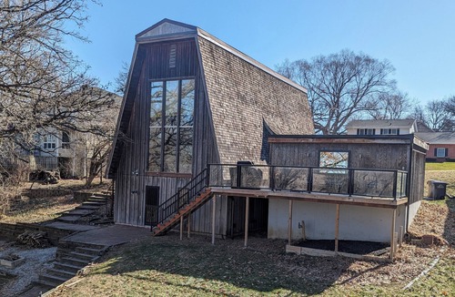 Des Moines House | Centrally Located Wooded A-Frame