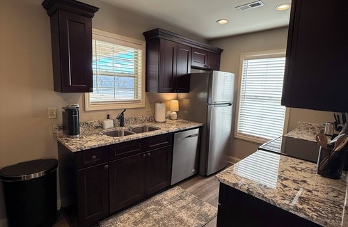 Florence Cottage | Chandler Stays with Pond View