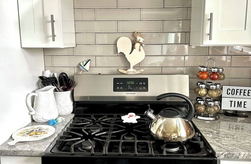 Mystic Island House | Charmingly decorated , beautiful lagoon front beach house in Little Egg Harbor