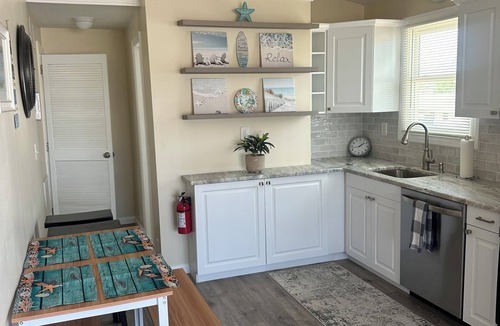 Mystic Island House | Charming 2-bedroom house with WiFi, AC in nice Little Egg Harbor Township.
