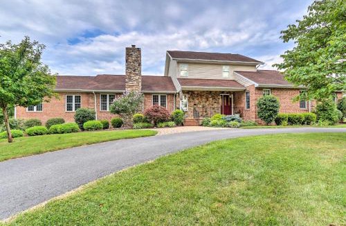 Charles Town House | Charles Town Home w/Private Pool & Hot Tub