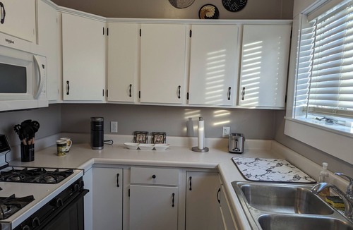Port Byron Apartment | Charming 1-bedroom apartment on Main Street with awesome Mississippi River view