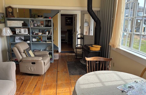 Worcester Apartment | Charming 1-bedroom apartment in Worcester, private swimming hole.