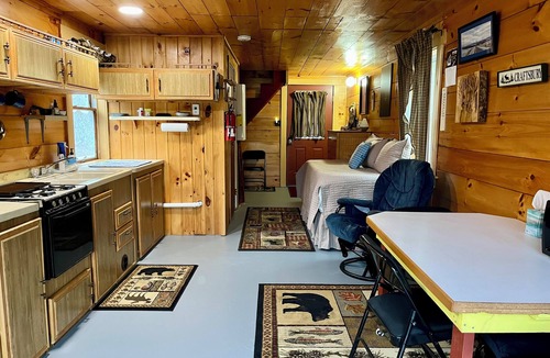 Craftsbury Village Cabin | Charming 1-bedroom cabin with two queen beds upstairs in cozy Craftsbury