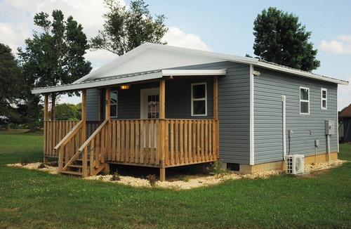 Hazel Green Cottage | Charming 1-bedroom tiny home in Hazel Green, Al with AC/Heat. Largefront porch.