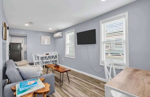 Ocean Grove Apartment | Charming 1BR Apt w/Balcony near Beach & Asbury