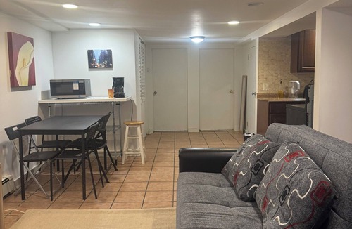 Brooklyn Apartment | Charming 2-bedroom apartment in Brooklyn with WiFi, close to Manhattan