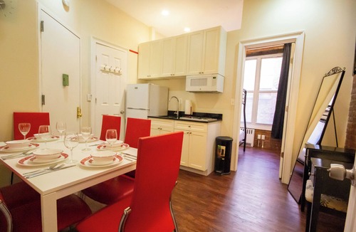Midtown Apartment | Charming 2-bedroom apartment in pleasant New York 1 Bunk-Full/Twin, 2 Full beds