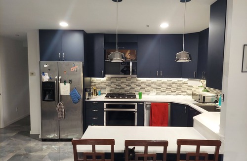 Brooklyn Condo | Charming 2-bedroom condo in fabulous Brooklyn with AC, WiFi, fitness equipment