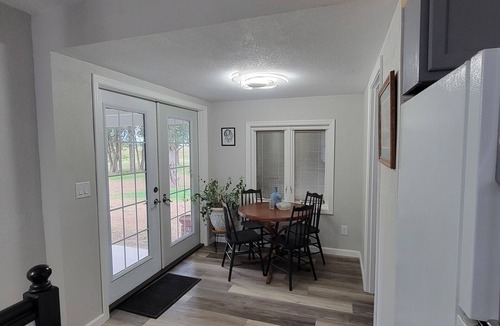 Lincoln County House | Charming 2-bedroom house in Rural Lincoln