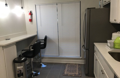 Goddard House | Charming 2-bedroom townhome in marvelous Greenbelt with WiFi, AC