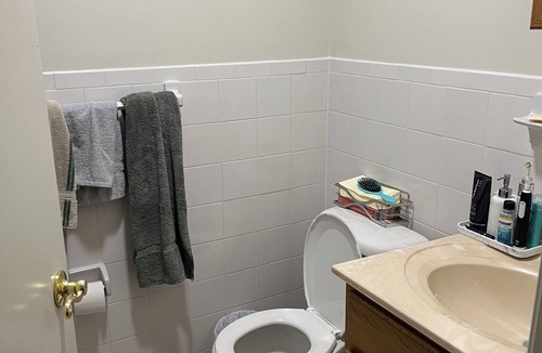 Avenel Apartment | Charming 2-bedroom apartment with AC, WiFi in superb Woodbridge Township