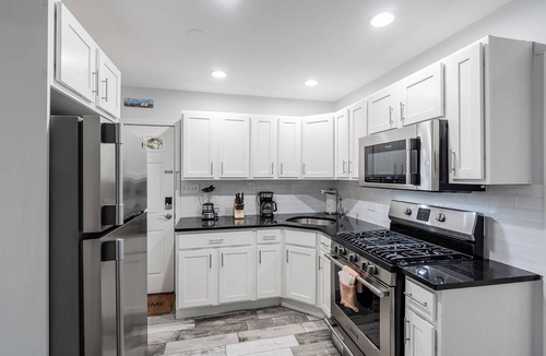 Seaside Heights Condo | Charming 2Br, 1Ba - Walk 2 Beach + Outdoor Space
