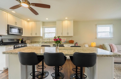 North Cape May House | Charming 2BR/2BA home just a short walk to the bay with breathtaking sunsets.